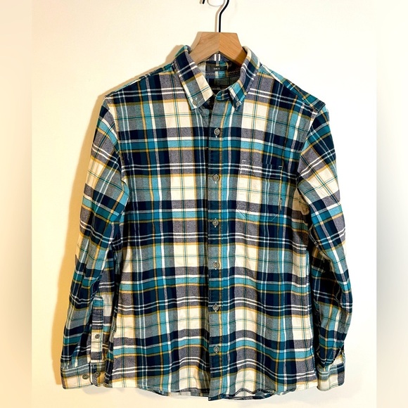 Eddie Bauer Flannel Blue Plaid Warm Long Sleeve Button Down Mens Medium Slim Fit - Picture 1 of 8